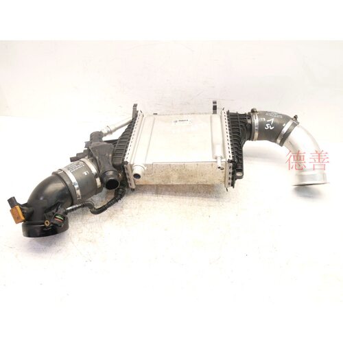 适用奔驰205 C200 C260 C300 C350 C63 中冷器 增压空气冷却器