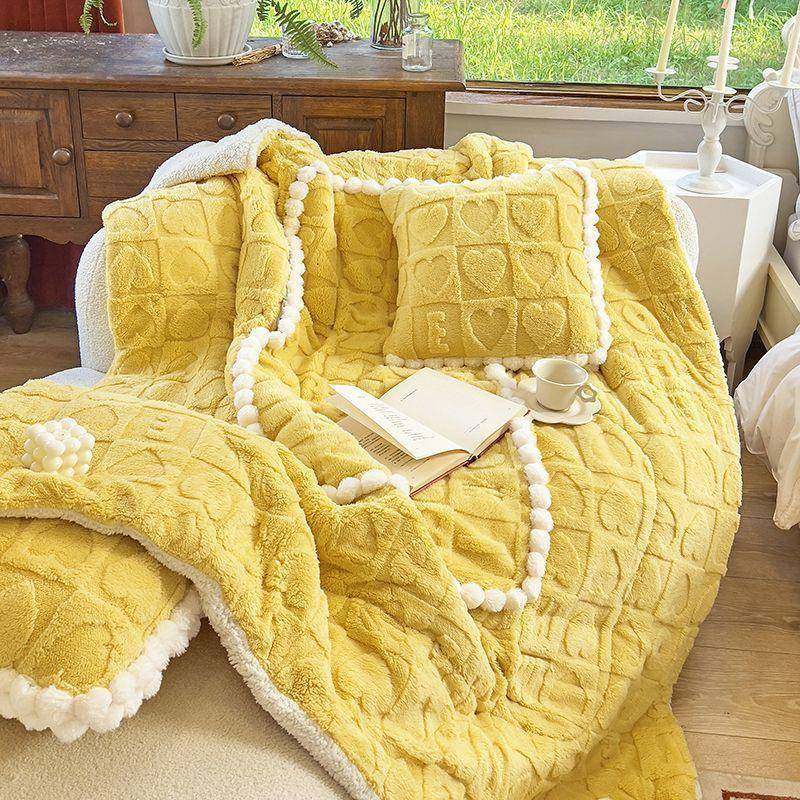 抱枕被叠两用午休加厚CWD汽车折车用枕头办室午睡公毯子二子合一,居家布艺,抱枕被,淘宝优惠券,粉丝福利购,淘宝优惠卷