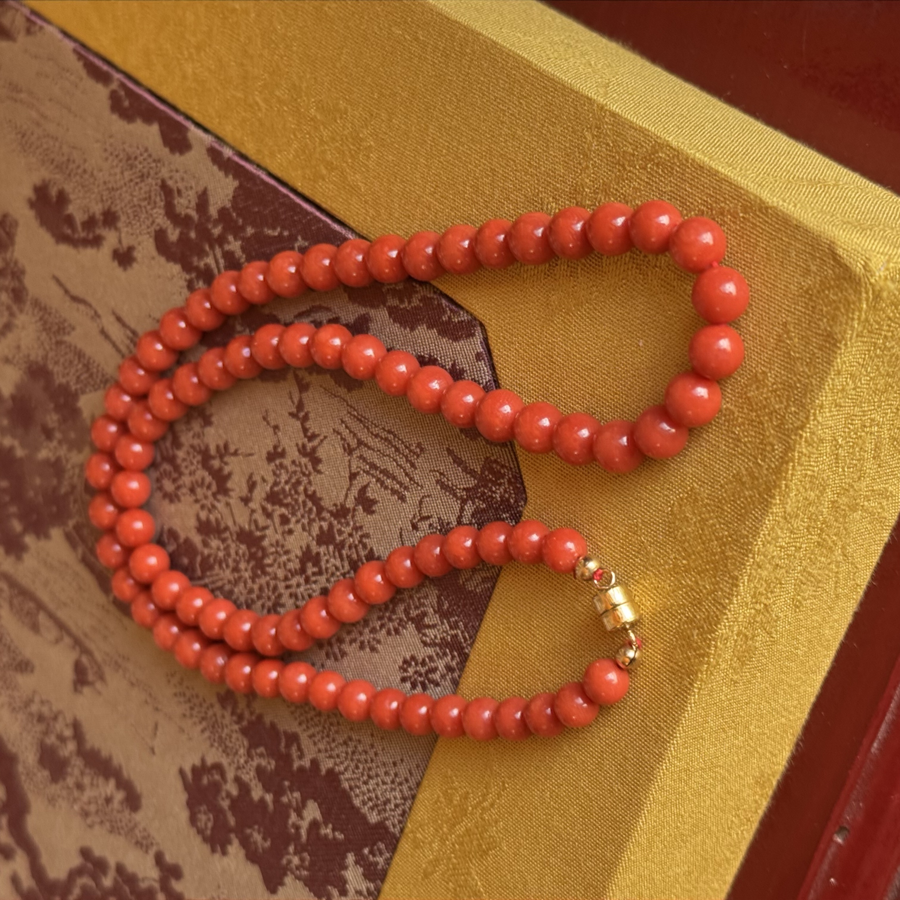 QUEENA.Z 2025原创系列女士珊瑚项链 略有不同