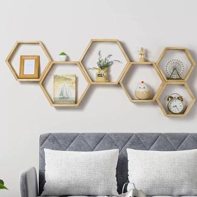 跨爆品木六边形壁挂置蜂窝六边物架墙上置物架可拼接客境厅墙壁质