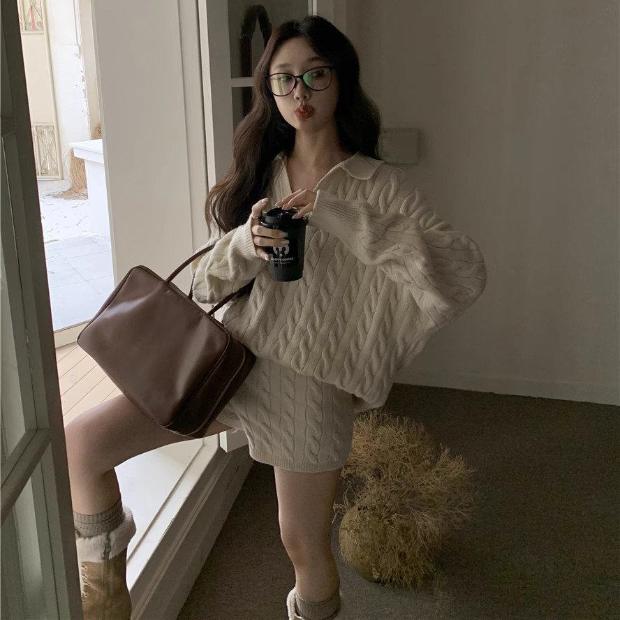 白色麻花翻领毛衣上衣休闲套装冬季针织直筒短裤子韩版女装两件套