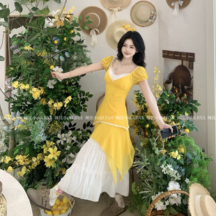 黄色v领短袖连衣裙叠穿吊带背心女夏季休闲套装高腰半身裙三件套