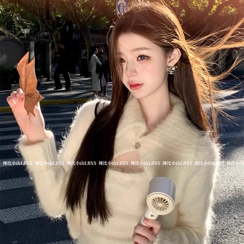 2024冬韩系温柔风翻领长袖马海毛针织开衫叠穿吊带背心女两件套装