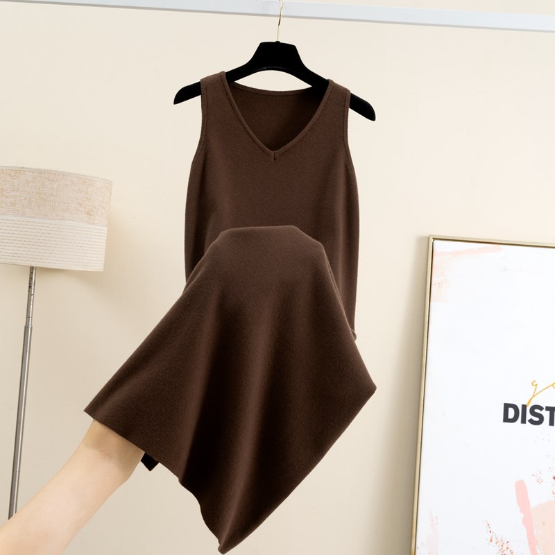 中长款V领无袖针织连衣裙女2024秋冬新款百搭过膝内搭外穿毛衣裙