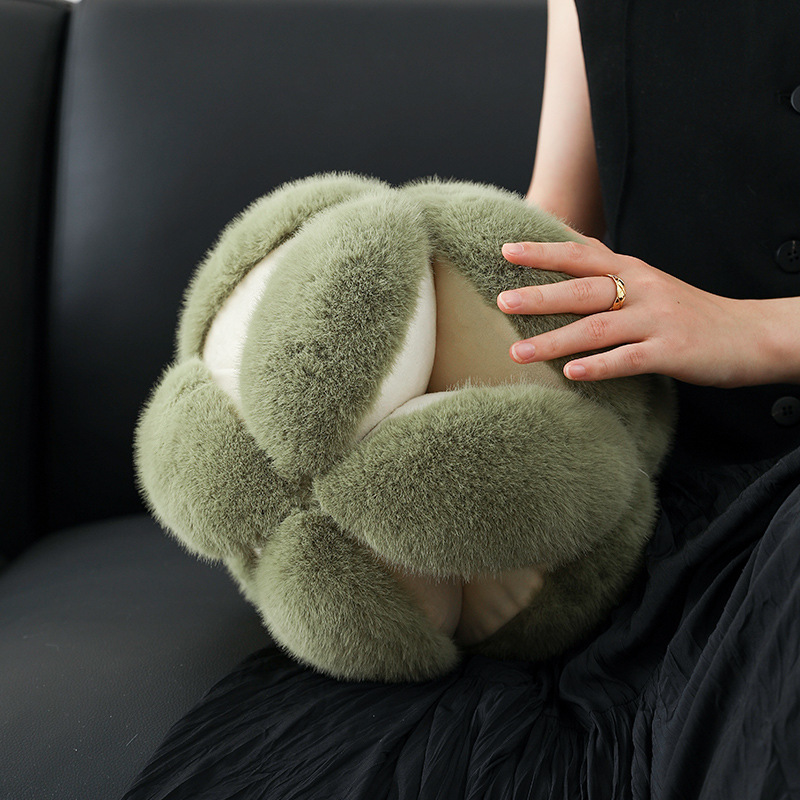 球形毛绒沙发抱枕样板间软装搭配沙发小靠枕含芯毛绒绣球床头靠垫