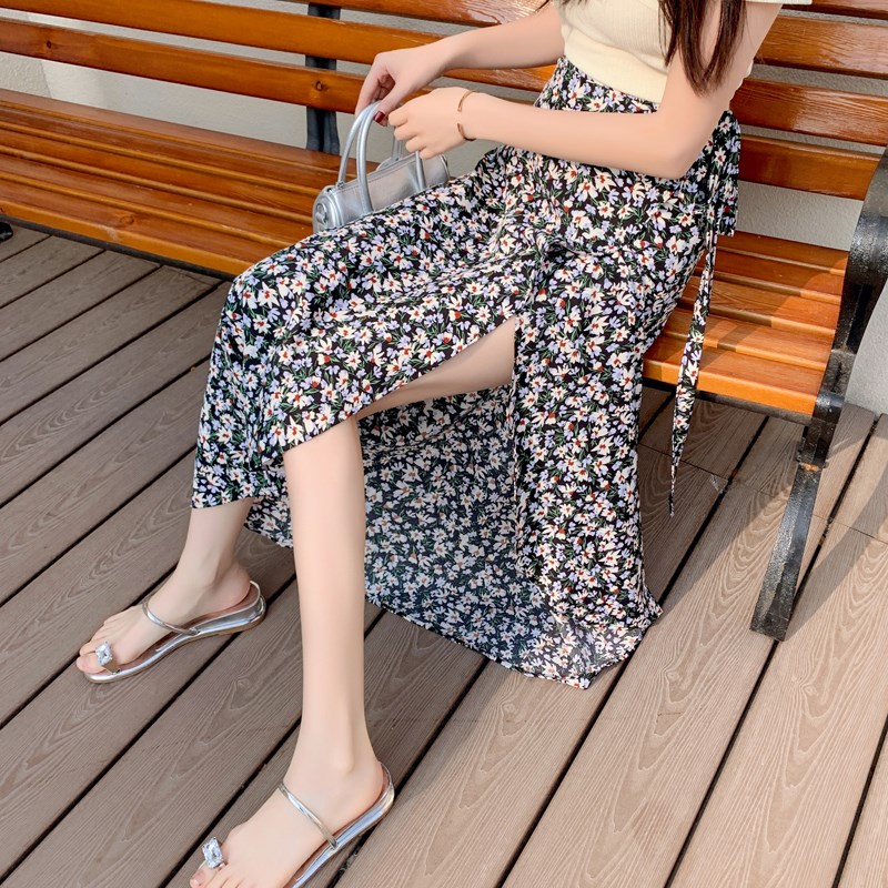 碎花一片式雪纺半身裙女夏季2025新款波西米亚长裙子系带包臀裹裙