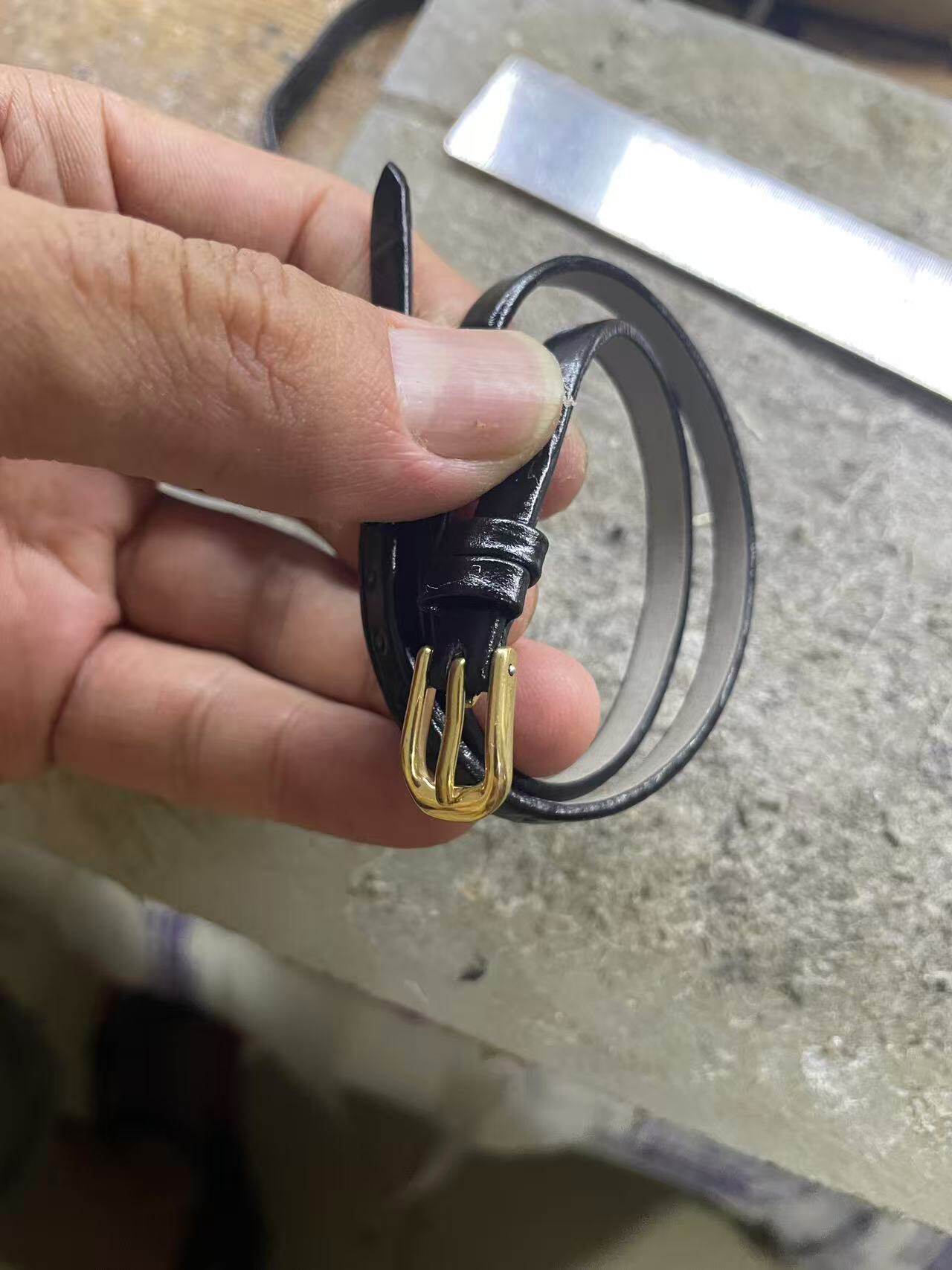 一整条两圈表带皮带项圈带头层牛皮手工定制男女款