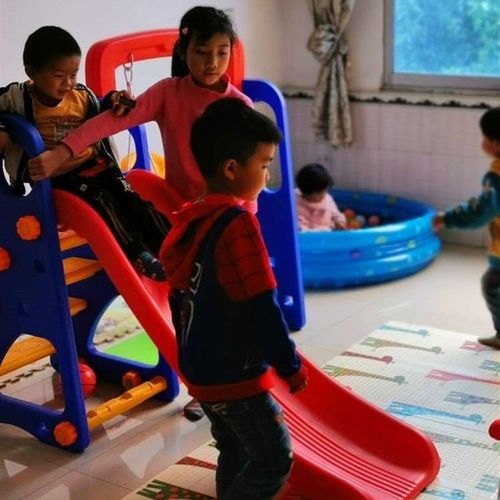 新品儿童乐园设备游乐场室外幼儿园室外户外大型乐园秋千滑滑梯组