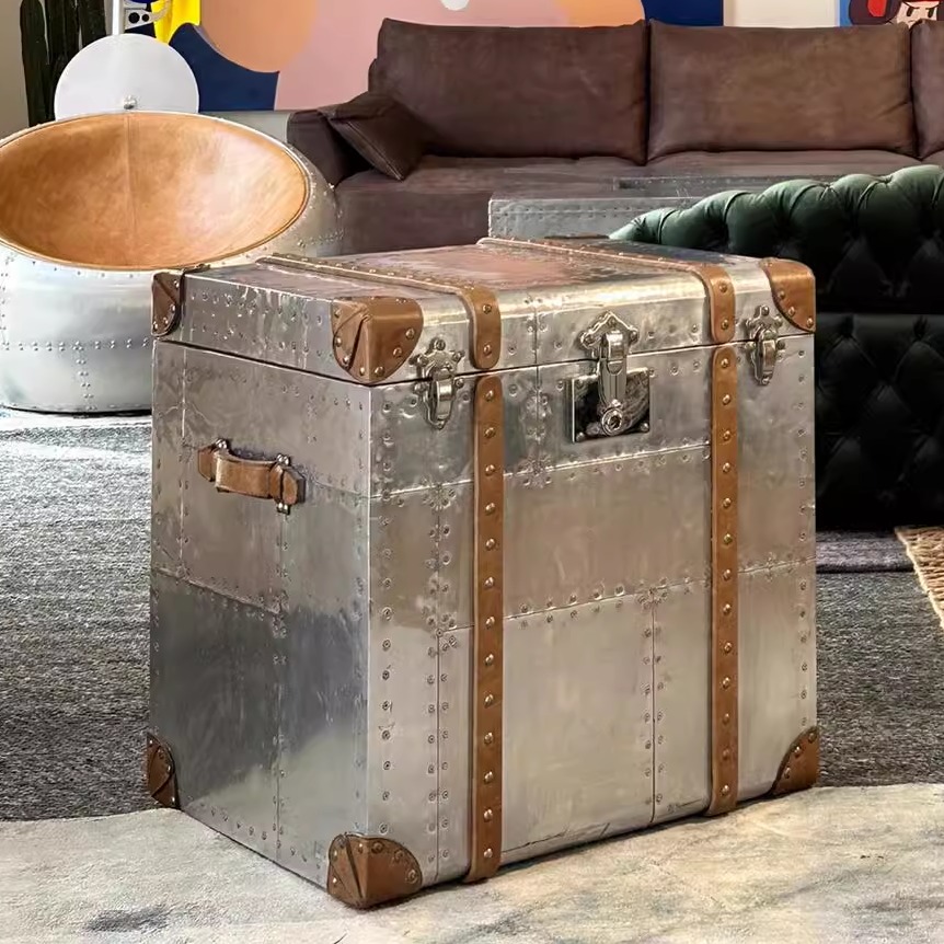 中古风复古油蜡皮创意边几卧室床头柜工业风铝皮做旧皮箱茶几桌子
