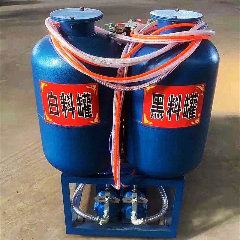 热销低压喷涂机小型聚氨酯黑白料发泡冷库外墙保温喷涂直埋管浇注