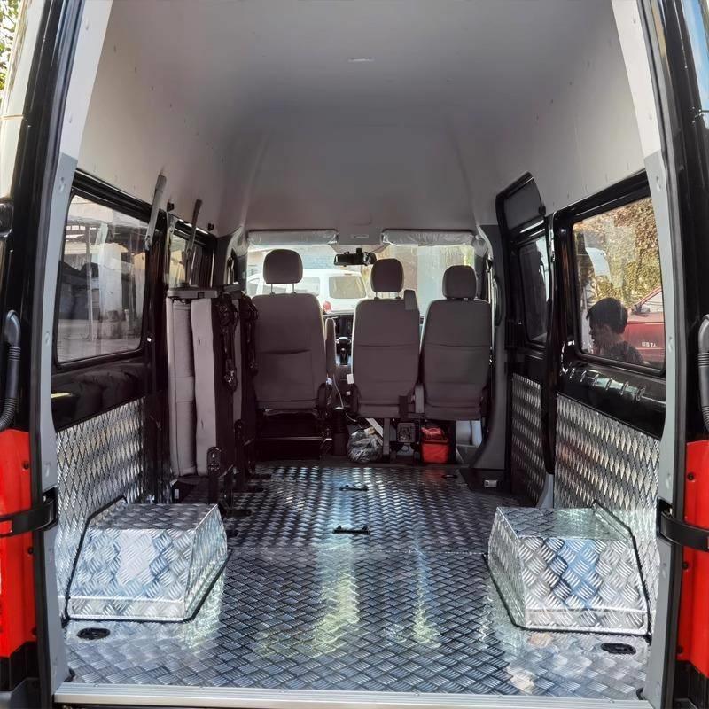 福田图雅诺不锈钢地板铝合金防滑耐磨车厢护板拉货全包围汽车脚垫