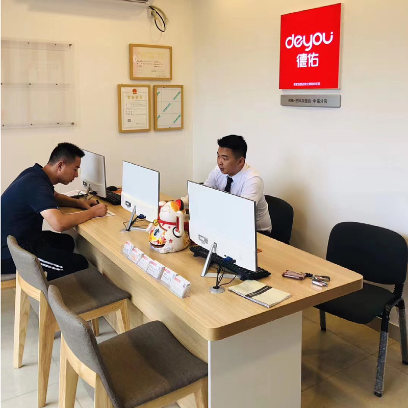 德佑地产房地产中介前台办公桌加盟店铺定制标准双三人位前台桌椅