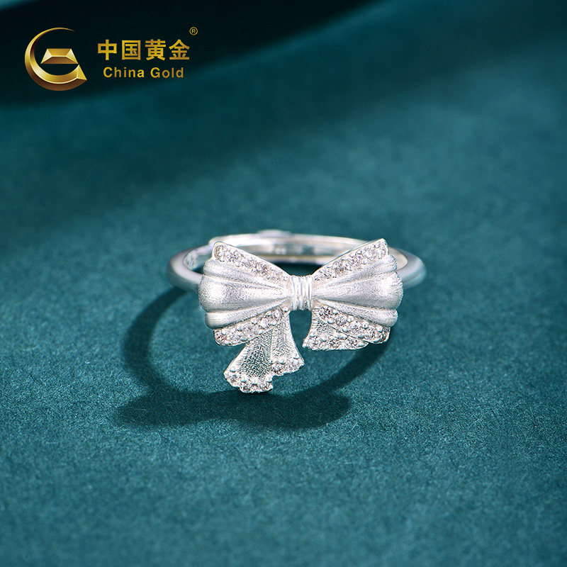 中国黄金银戒指女款蝴蝶结女戒送女友生日节日礼物潮流图片
