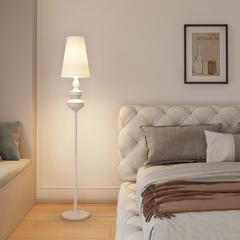 热销2023新款美式西班牙卫士落地灯客厅沙发旁边高级感卧室床头氛