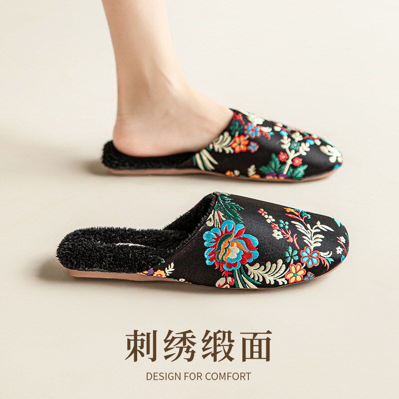 秋冬季国风高级感缎面刺绣棉拖鞋女室内防滑加绒保暖牛筋底居家鞋
