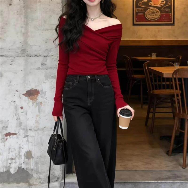 风尚菱优选铺法式红色露肩V领打底衫女内搭设计感长袖T恤绝美上衣