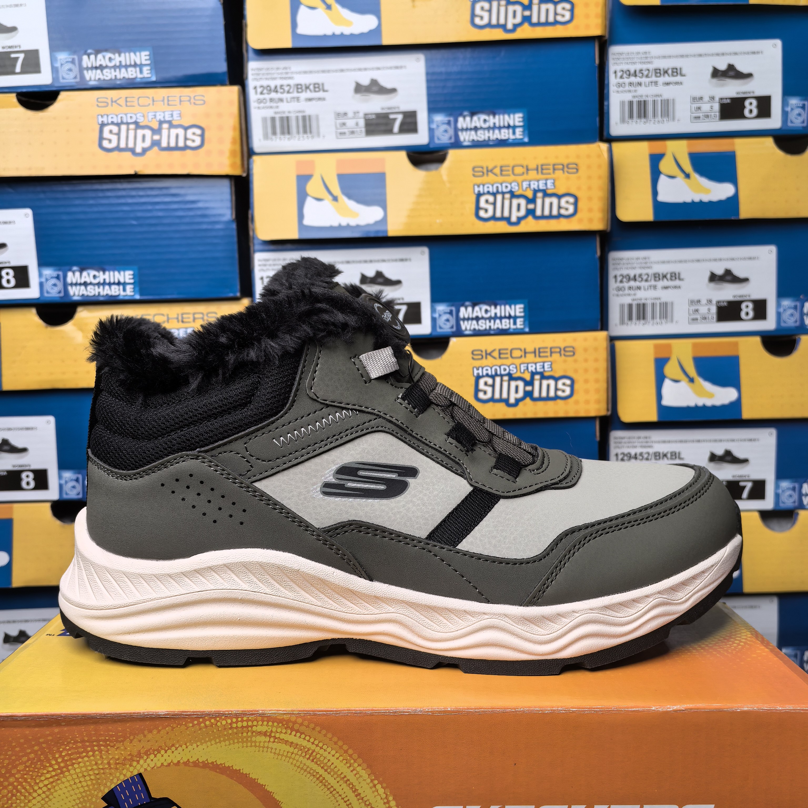 Skechers斯凯奇冬季新款男童大棉皮面防水保暖雪地运动鞋405301L,童鞋/婴儿鞋/亲子鞋,运动鞋,淘宝优惠券,粉丝福利购,淘宝优惠卷