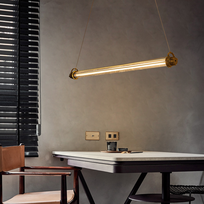 工业风护眼超亮餐厅酒吧咖啡厅灯具轻奢铸铝玻璃单管荧光黄铜吊灯