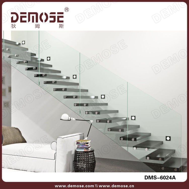 无护栏设计隐藏龙骨楼梯 黑色烤漆踏板浮动楼梯 时尚简约悬浮楼梯