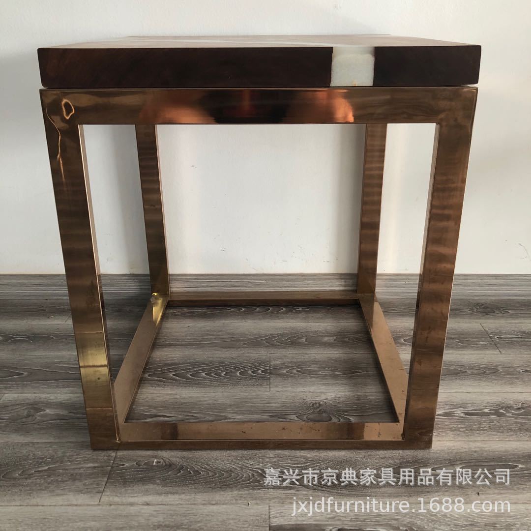 轻奢典雅混树脂实木桌面茶几,玫瑰金不锈钢底架茶几,复古茶几