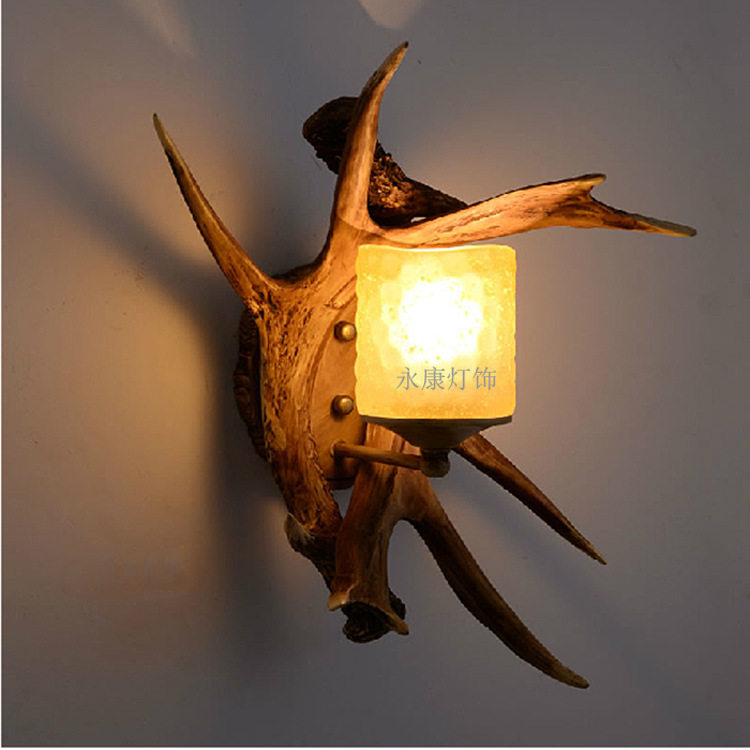 现货厂家批发美式复古鹿角壁灯创意餐厅酒吧过道个性树脂鹿角壁灯