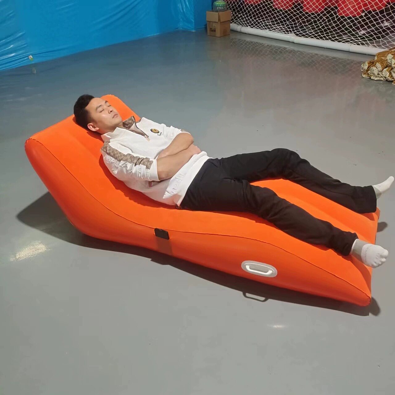 厂家直销充气躺椅沙发床PVC植绒工程学躺椅 户外露营自动充气沙发