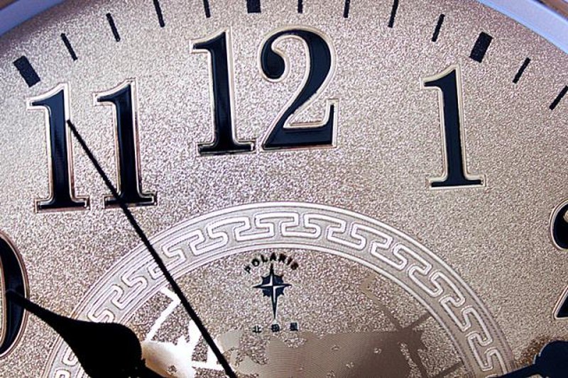 北极星12英寸静音钟表 客厅时尚石英钟 办公挂表欧式简约创意挂钟