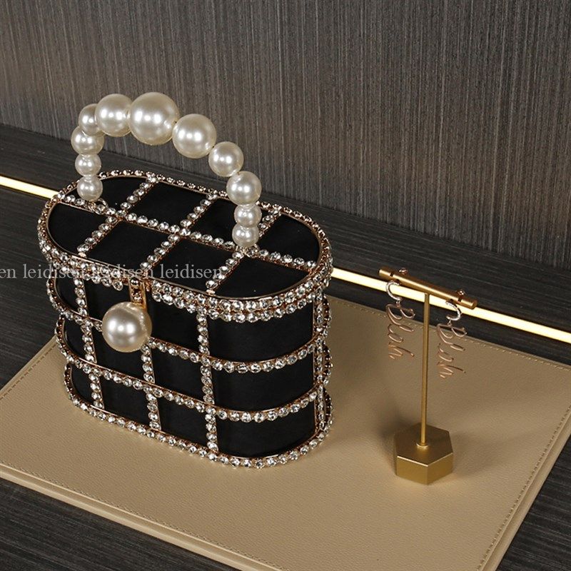 轻奢样板房衣帽间飘窗摆件软装包包托盘展厅软装样板间衣柜装饰品,家居饰品,装饰摆件,淘宝优惠券,粉丝福利购,淘宝优惠卷