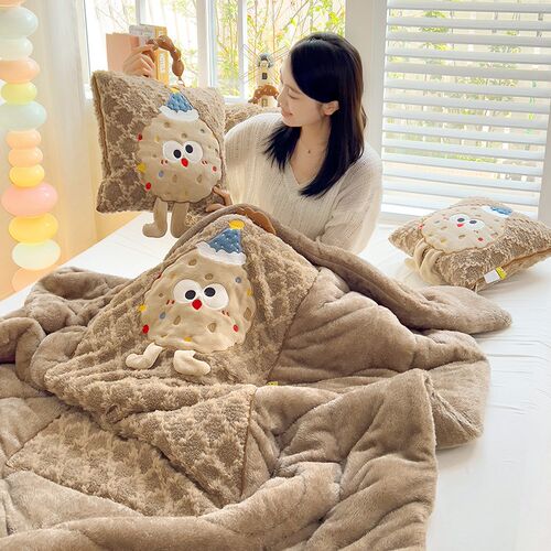 加厚手提抱枕被子两用冬季汽车沙发盖毯卡通办公室宿舍午休枕头被