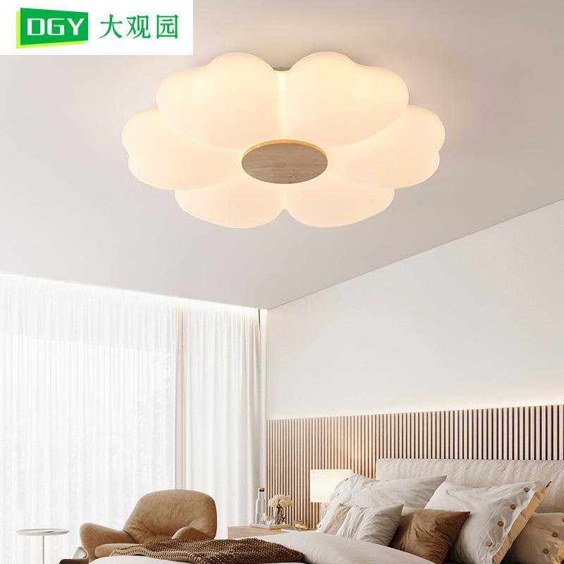 主卧室灯灯现代简约灯具卧led吸顶原朵木90747花儿童房间灯176L