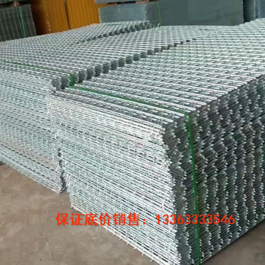 热销镀锌铁丝网片围栏小孔加粗养殖网狗笼养殖建筑钢筋长孔网格网