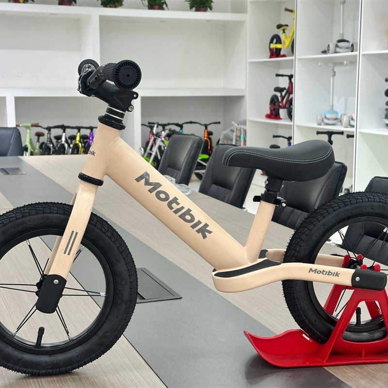 蒙缇25新款儿童平衡车无脚踏2--6岁宝宝滑步车男女孩玩具自行单车