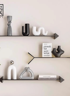 网红小户型几何套k装艺术摆件现代极简大平层书房大班台书架装饰