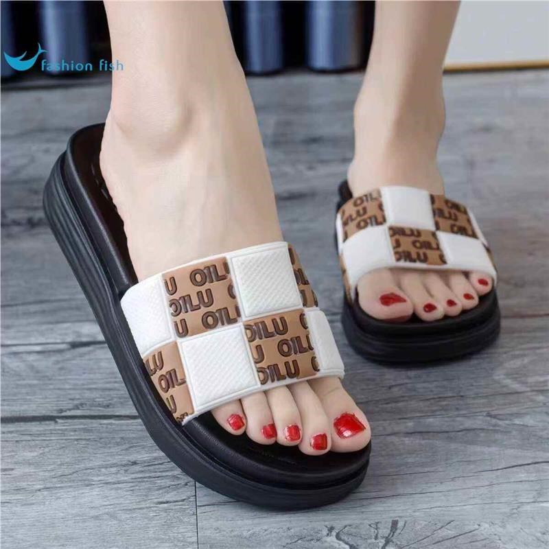 2024年新款夏季拖鞋女户外时尚ins网红可水洗防滑4厘米软底女拖鞋
