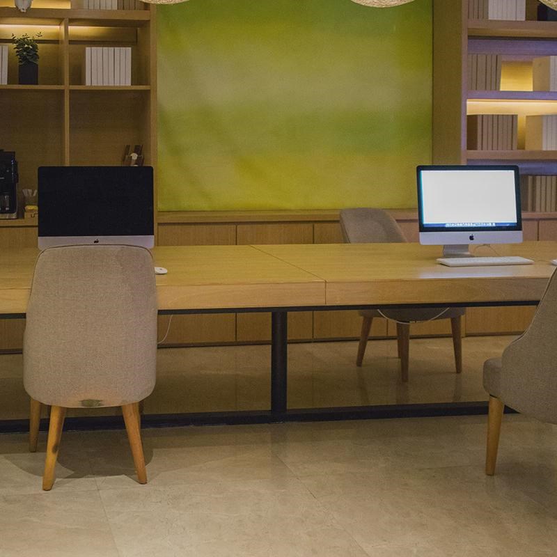 热销loft长方形桌会议桌美式实木桌工业风电脑桌铁艺长桌办公桌椅