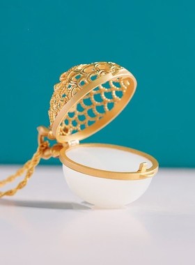 新款古风小众复古吊坠精致时尚简约镶嵌苏工香囊双面佩戴吊坠女