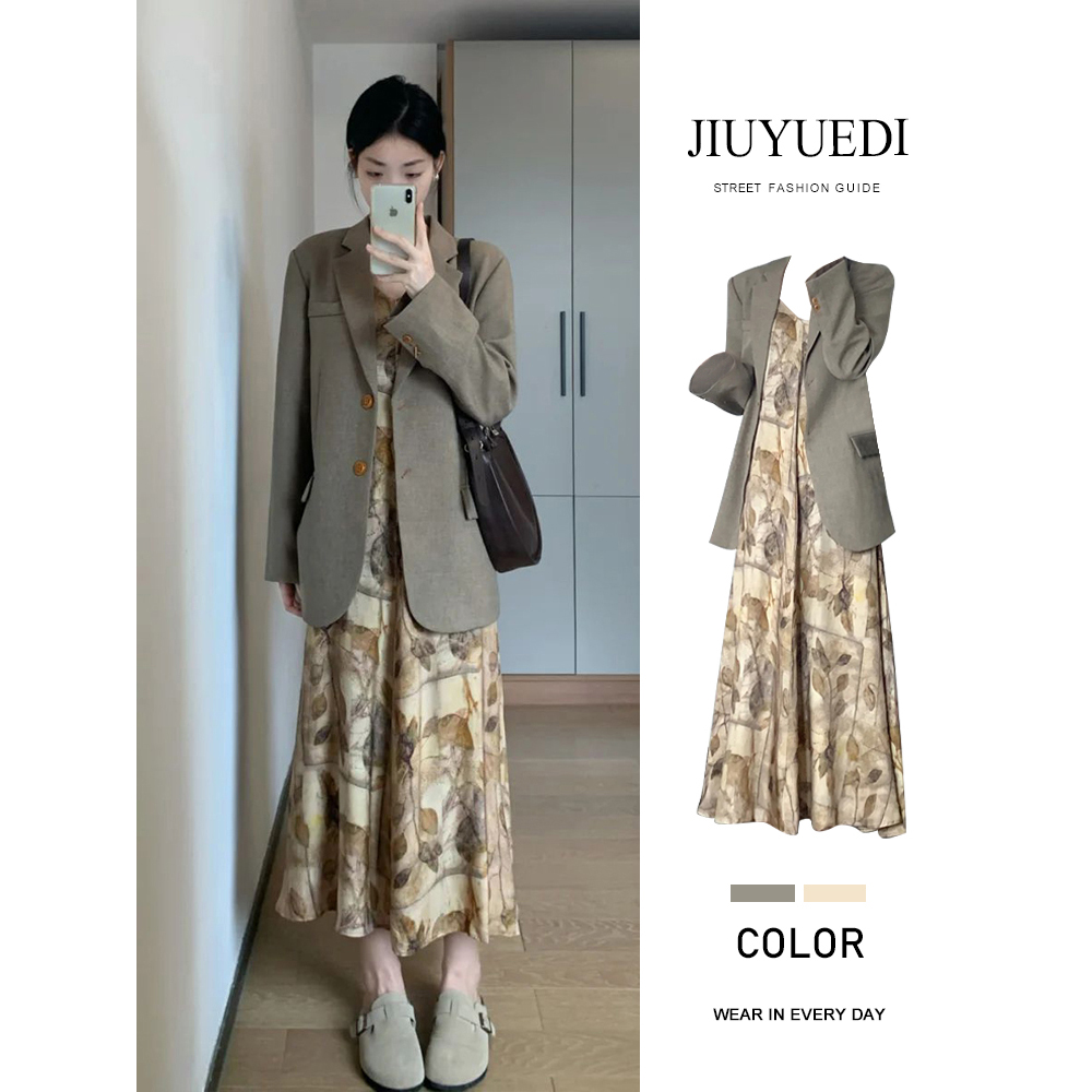 韩系西装外套碎花连衣裙