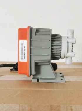 TC MFL微处理器控制数显式电磁隔膜计量泵MF100TPH1200加药计量泵