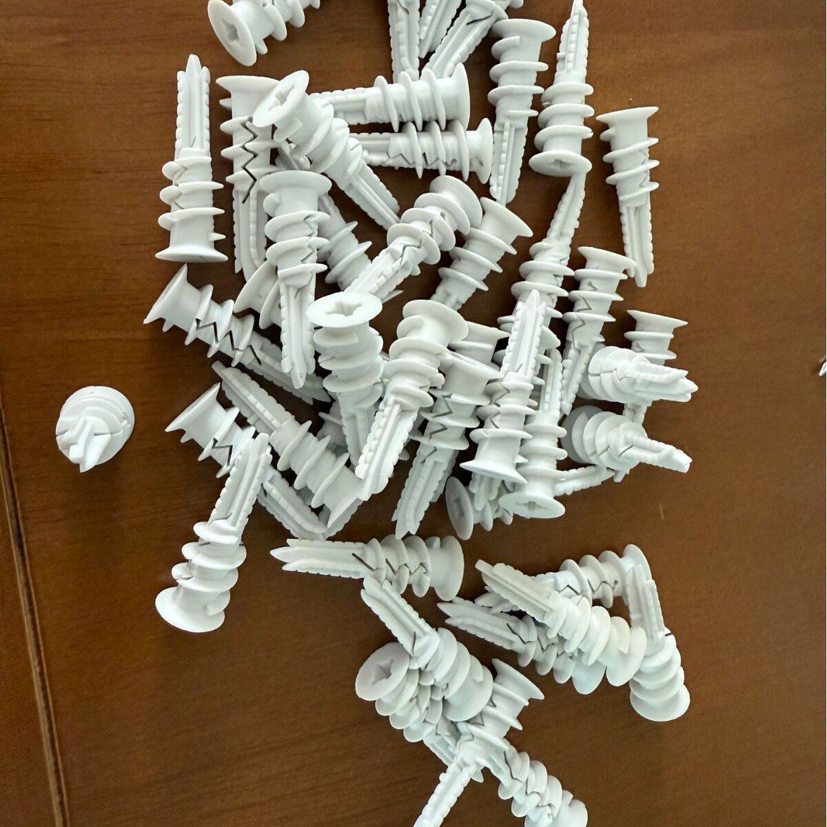 13X40尼龙膨胀管快速螺旋壁虎石膏板专用吊顶胶塞三叉螺丝膨胀管
