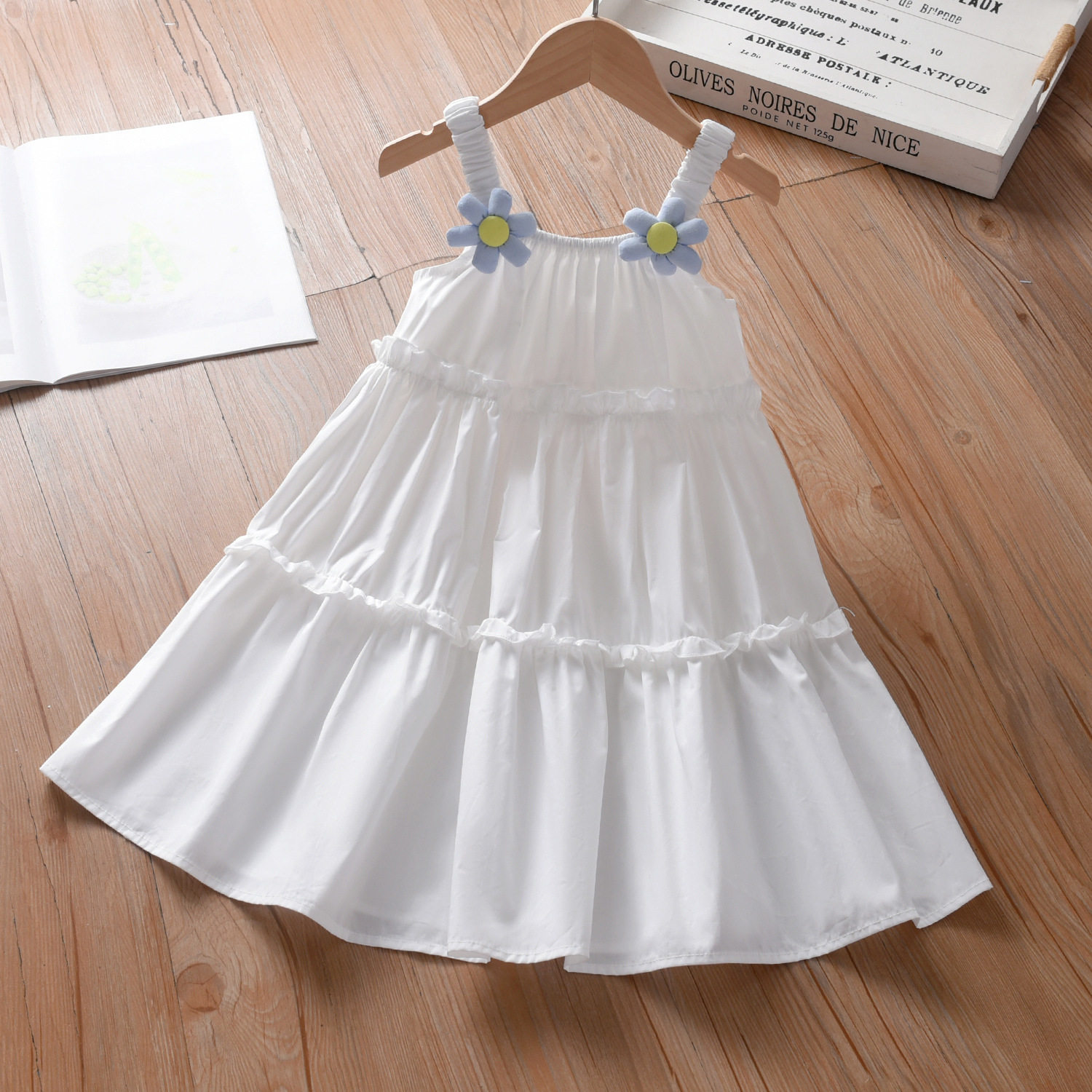 特价女童抹胸吊带连衣裙夏新款白色大摆童装度假风沙滩裙可扎染