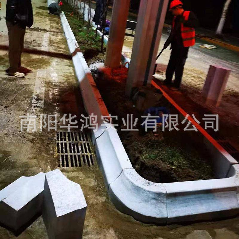 S86弯路形缘石珠灰珍梨花灰花岗岩梨边花红弧路沿石芝麻白S型路石