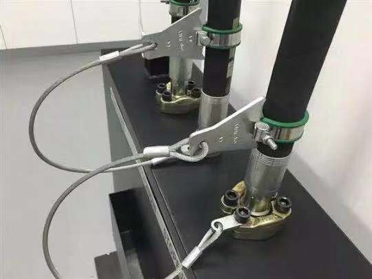 防脱链系列6*900液压胶管高压油管软管防崩脱链安全防护钢丝绳