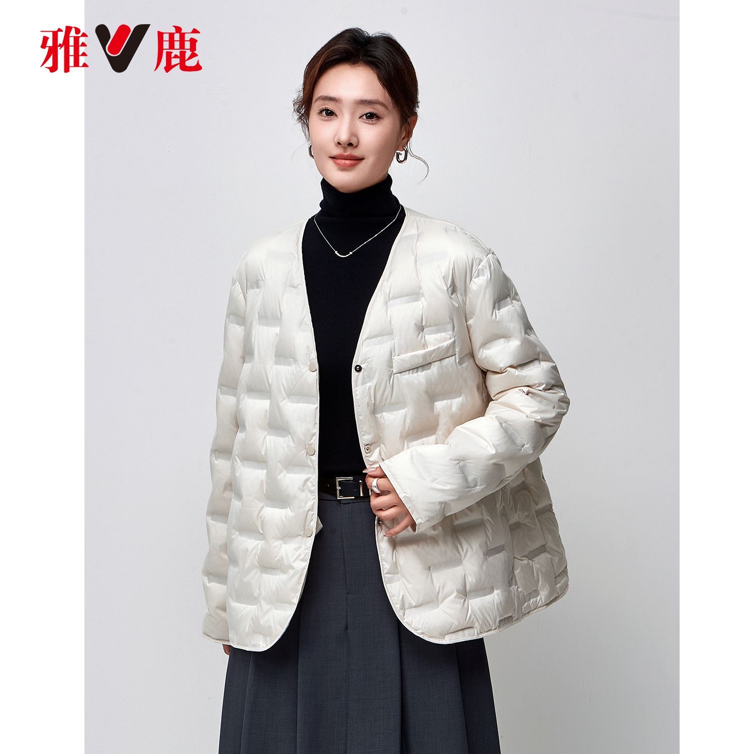 雅鹿1972轻薄女西装V领羽绒服