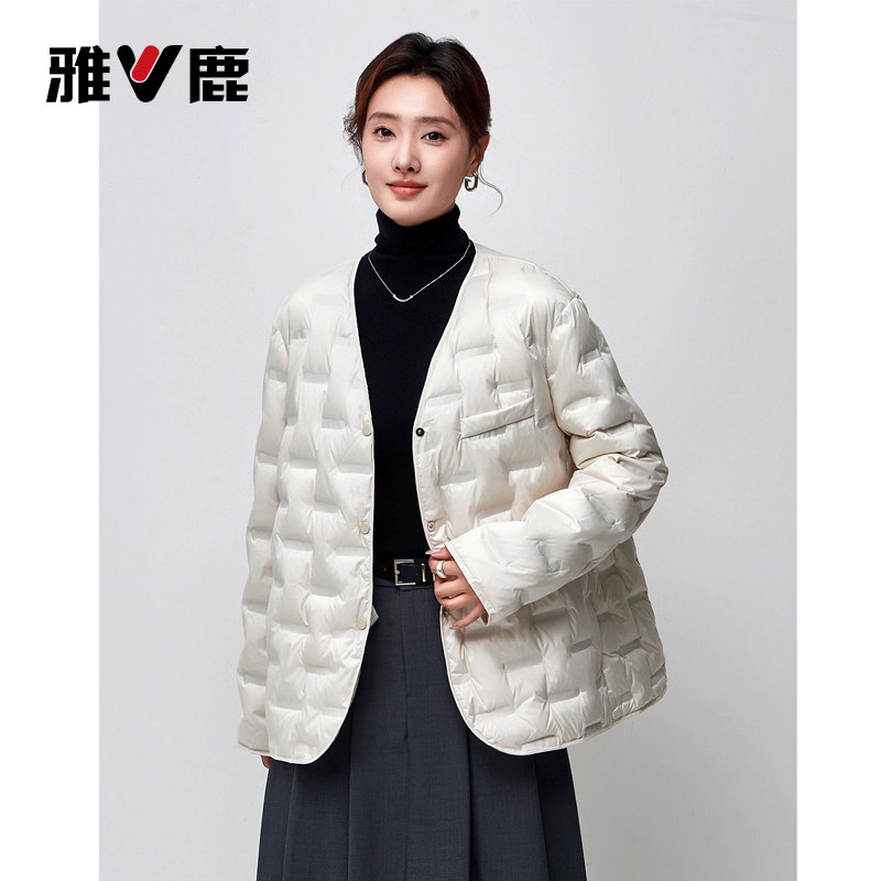 雅鹿1972轻薄女西装V领羽绒服