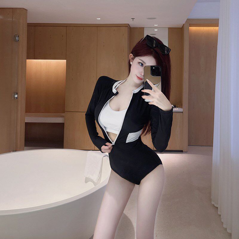 游泳衣连体女款2024新款长袖防晒保守专业海边冲浪潜水服温泉泳装