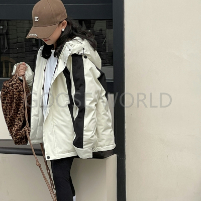 女童冲锋衣外套冬装羽绒q服2023新款男中大童防水防风撞色连帽夹