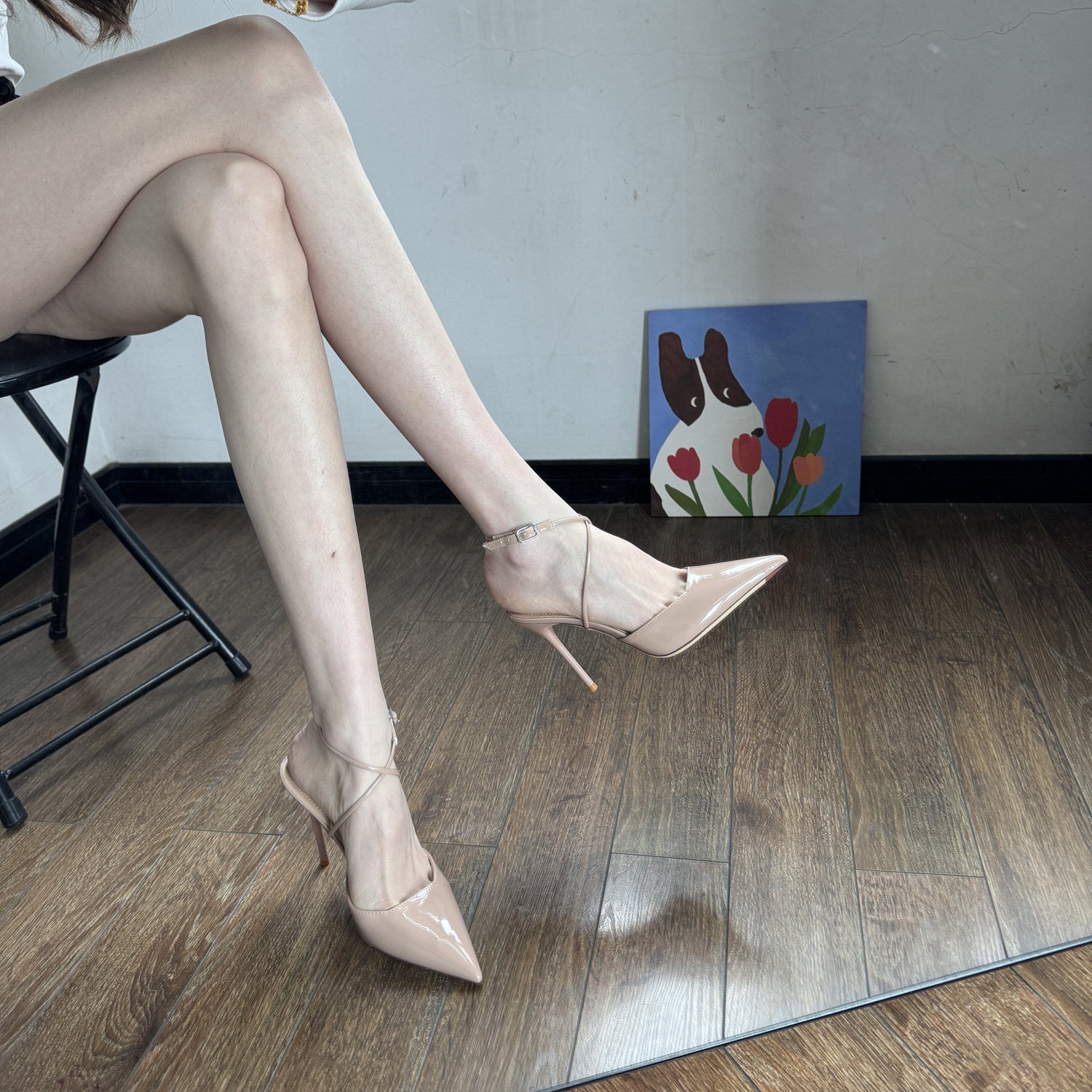 2025春夏新款尖头裸色漆皮高跟鞋女细跟绑带绝美气质单鞋性感凉鞋