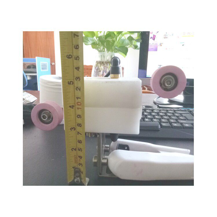 东莞专业厂家塑料双段吹干器吹风嘴 调节式吹水器推荐吹水机厂