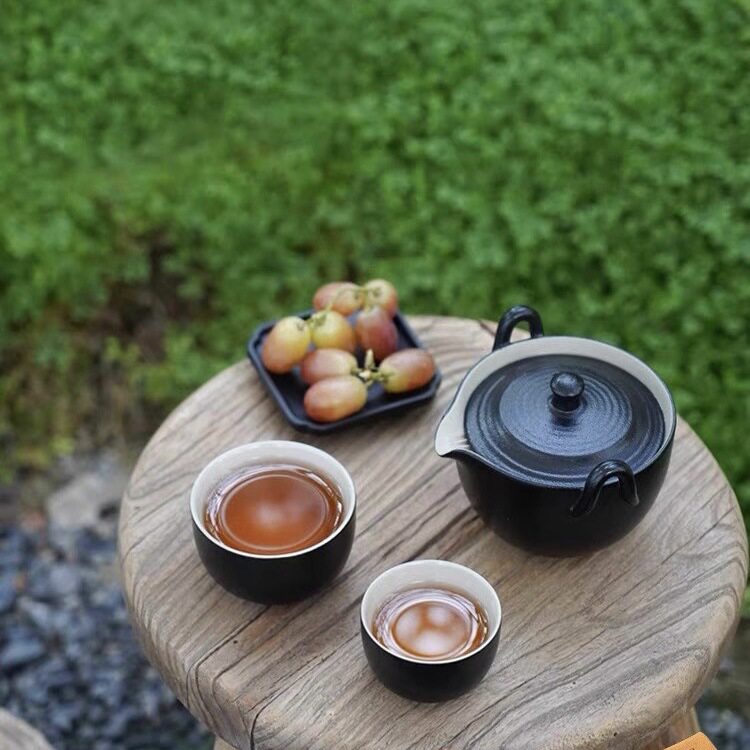陆宝陶瓷旅行茶具便携式一壶两杯二人茶具禅风黑陶然盖碗旅行组