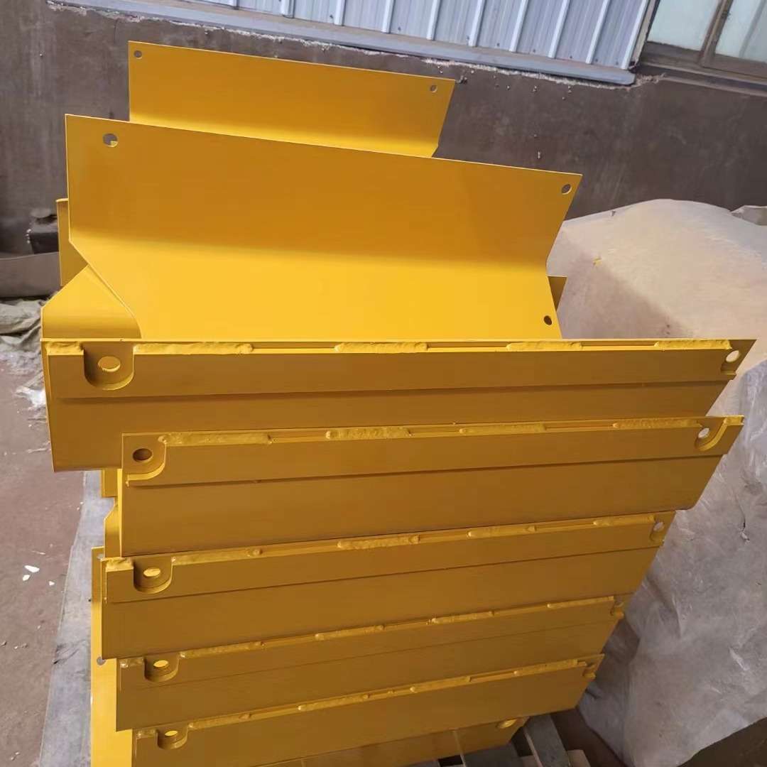 SD16左引导轮支架P16Y-40-03100